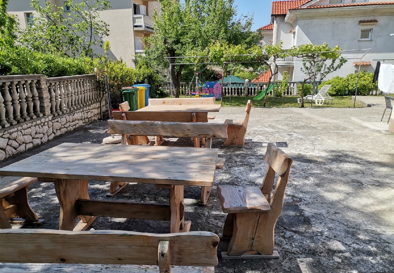 Appartement à Lopar - Appartement dans Lopar avec terrasse, Climatisation, WIFI (4620-5)