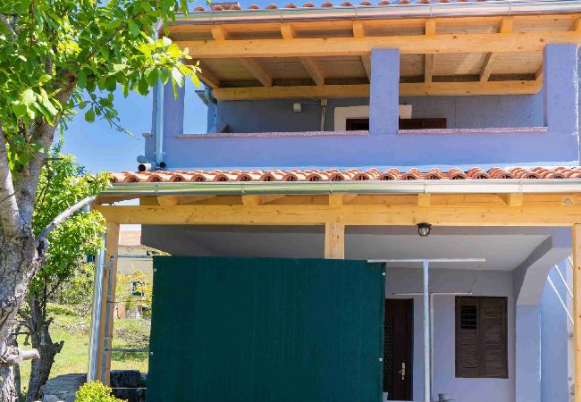 Appartement à Stivan - Appartement dans Stivan avec Balcon, Climatisation, WIFI, Machine à laver (5196-1) Appartement à Stivan - Appartement dans Stivan avec Balcon, Climatisation, WIFI, Machine à laver (5196-1)