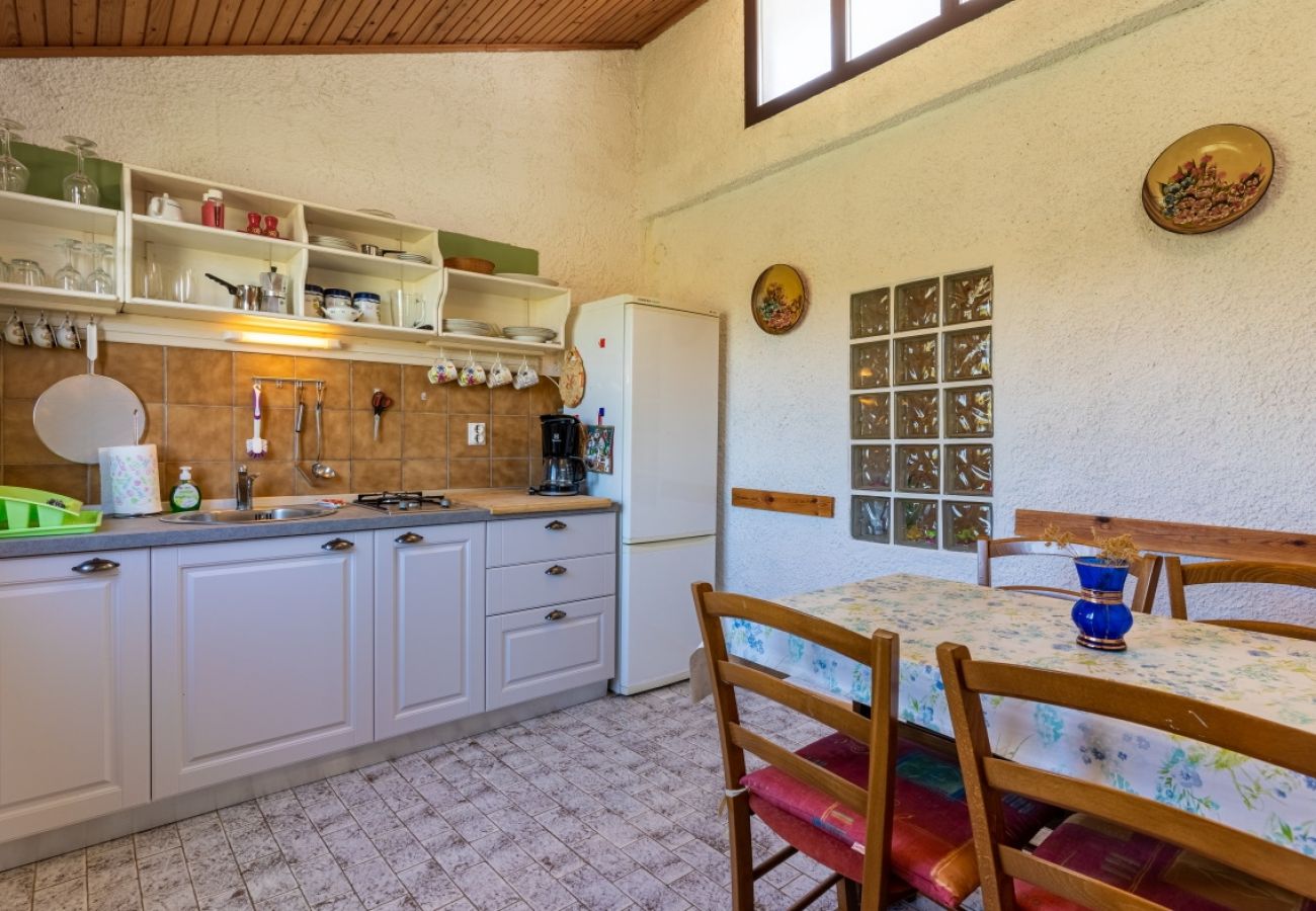 Appartement à Stivan - Appartement dans Stivan avec Balcon, Climatisation, WIFI, Machine à laver (5196-1)