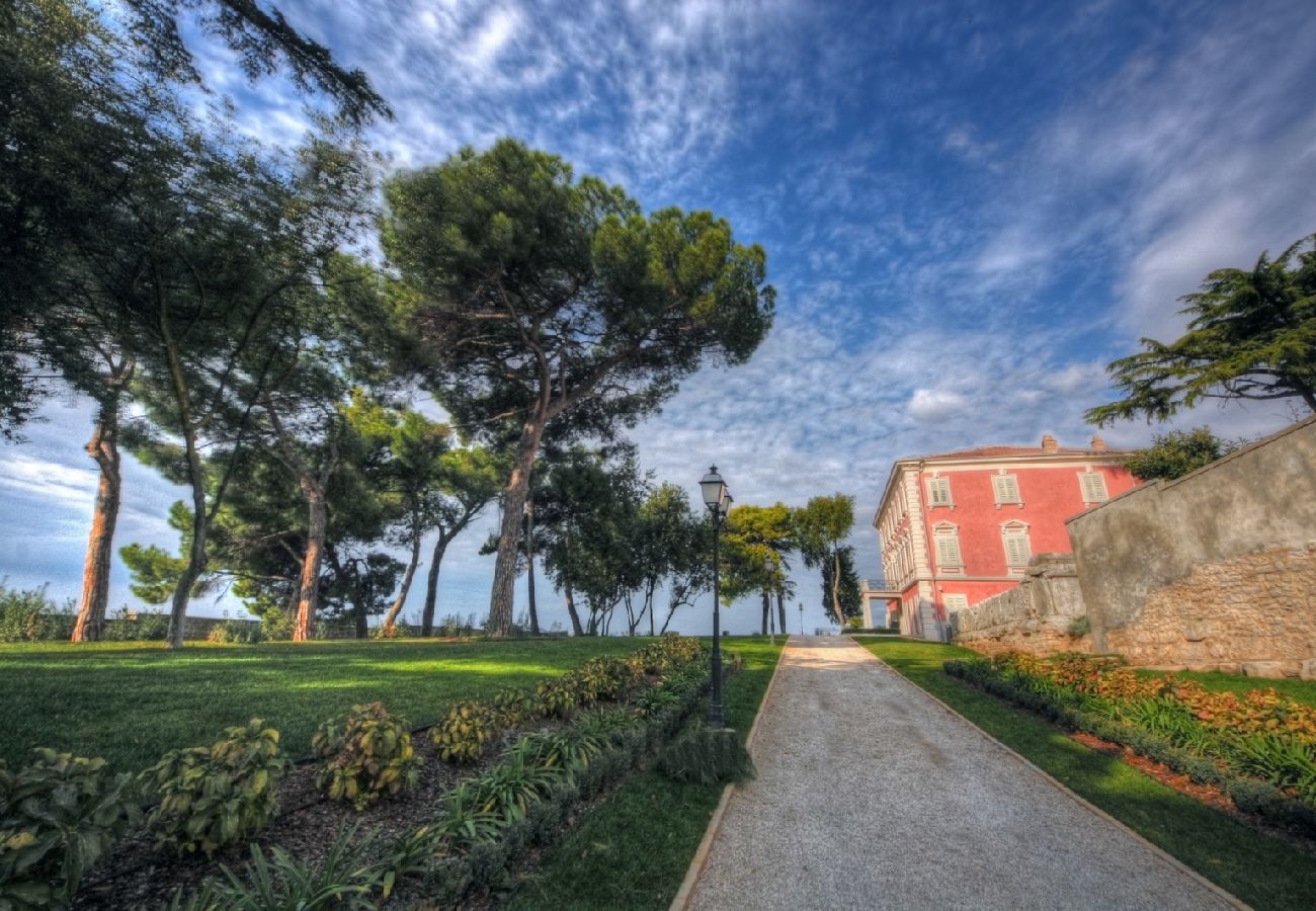 Maison à Vrvari - Maison de vacances dans Vrvari avec terrasse, Climatisation, WIFI, Lave-vaisselle (5195-2)