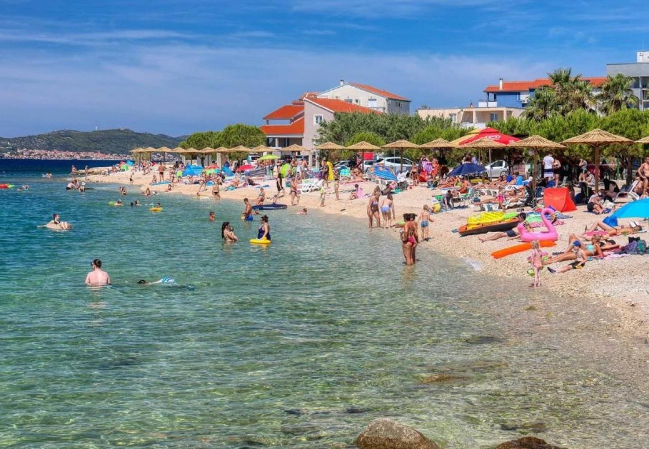 Maison à Bibinje - Maison de vacances dans Bibinje avec vue mer, Balcon, Climatisation, WIFI (5201-1)