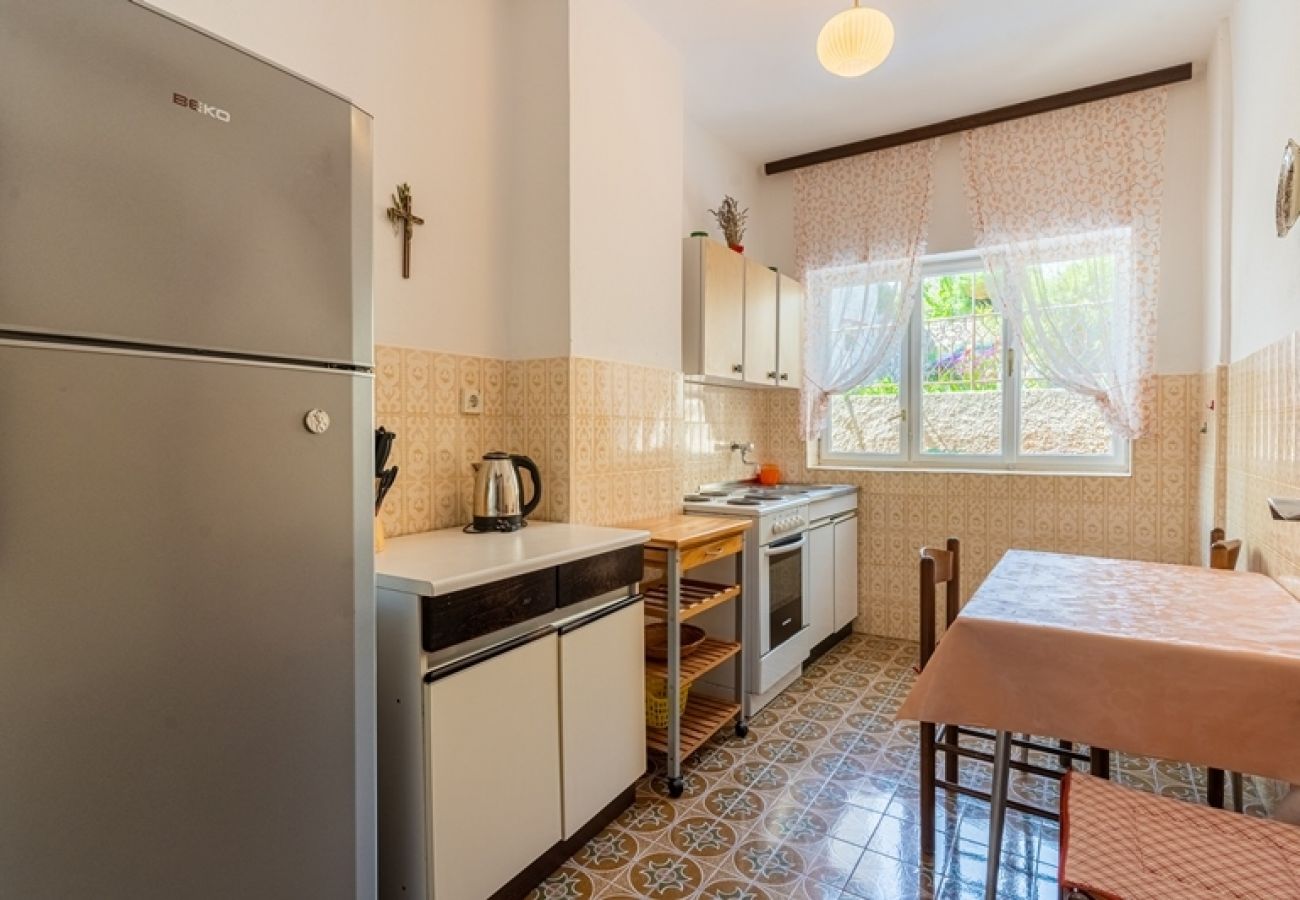 Appartement à Cres - Appartement dans Cres avec terrasse, Climatisation, WIFI (5205-1)