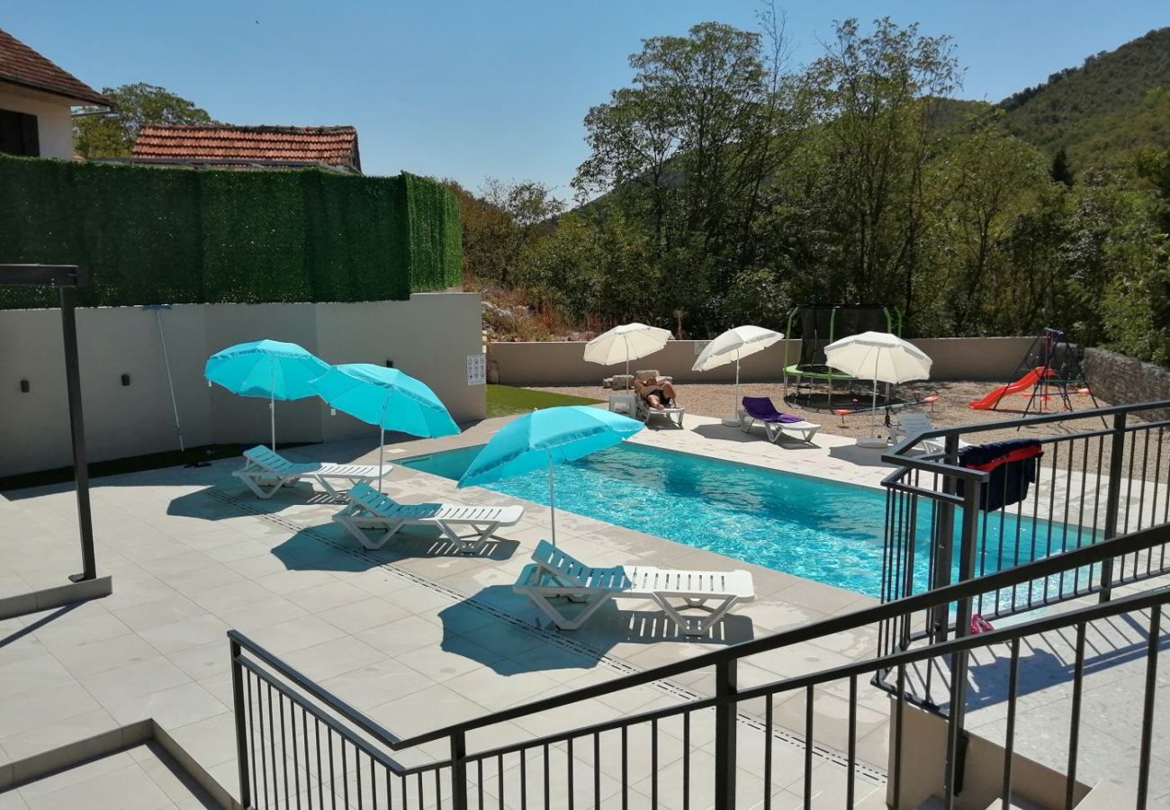 Maison à Vrgorac - Maison de vacances dans Vrgorac avec terrasse, Climatisation, WIFI, Machine à laver (5226-1) Maison à Vrgorac - Maison de vacances dans Vrgorac avec terrasse, Climatisation, WIFI, Machine à laver (5226-1)