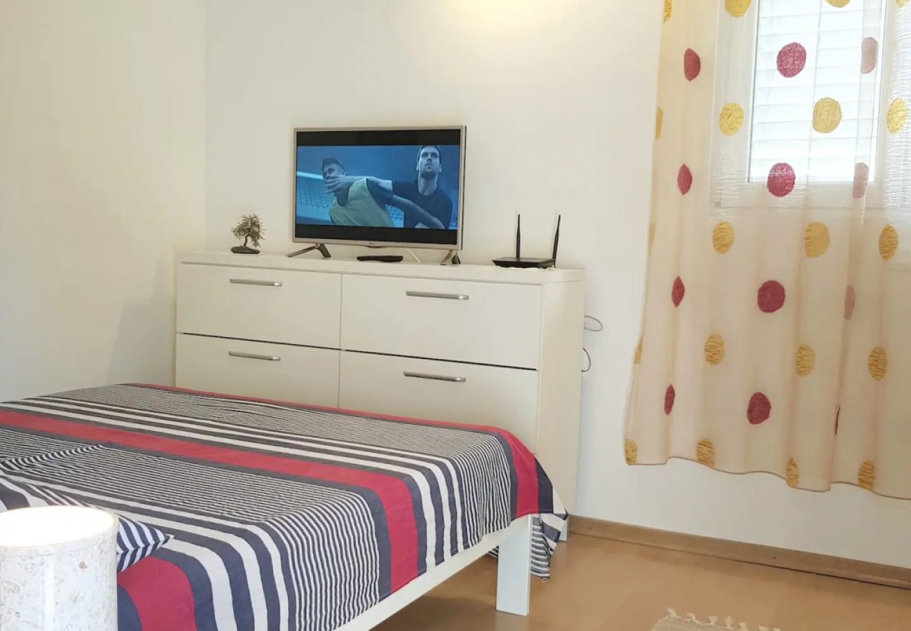 Appartement à Split - Appartement dans Split avec terrasse, Climatisation, WIFI, Machine à laver (5222-1)