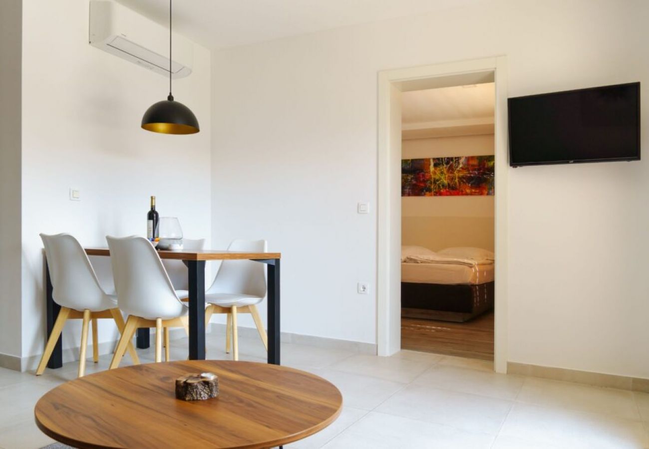 Appartement à Brela - Appartement dans Brela avec vue mer, terrasse, Climatisation, WIFI (3524-10)