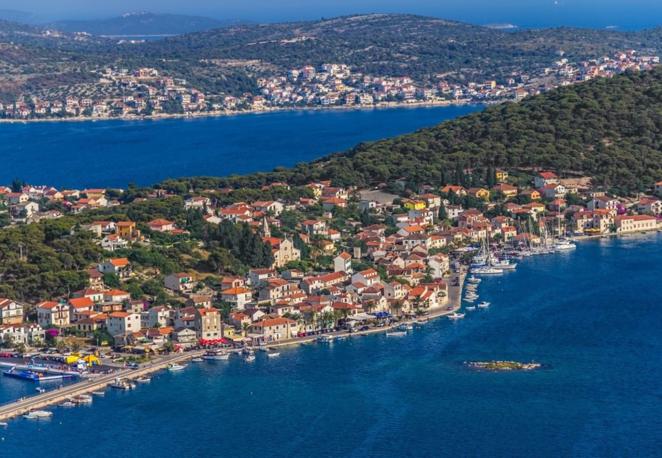 Studio à Ražanj - Appartement Studio dans Ražanj avec vue mer, terrasse, Climatisation, WIFI (4597-2)