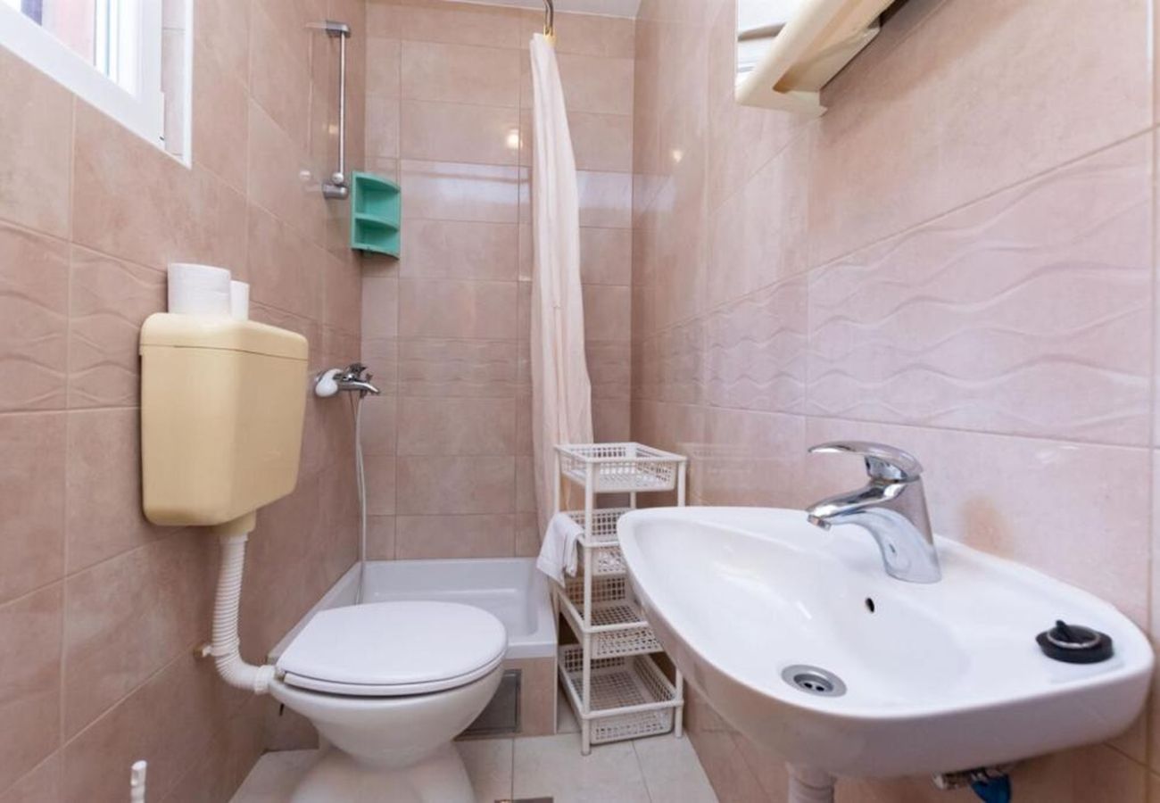 Appartement à Lopar - Appartement à Lopar avec vue sur la mer, balcon, climatisation, Wi-Fi (4419-4)