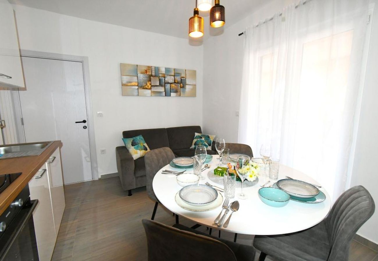 Appartement à Lopar - Appartement dans Lopar avec vue mer, terrasse, Climatisation, WIFI (3719-2)