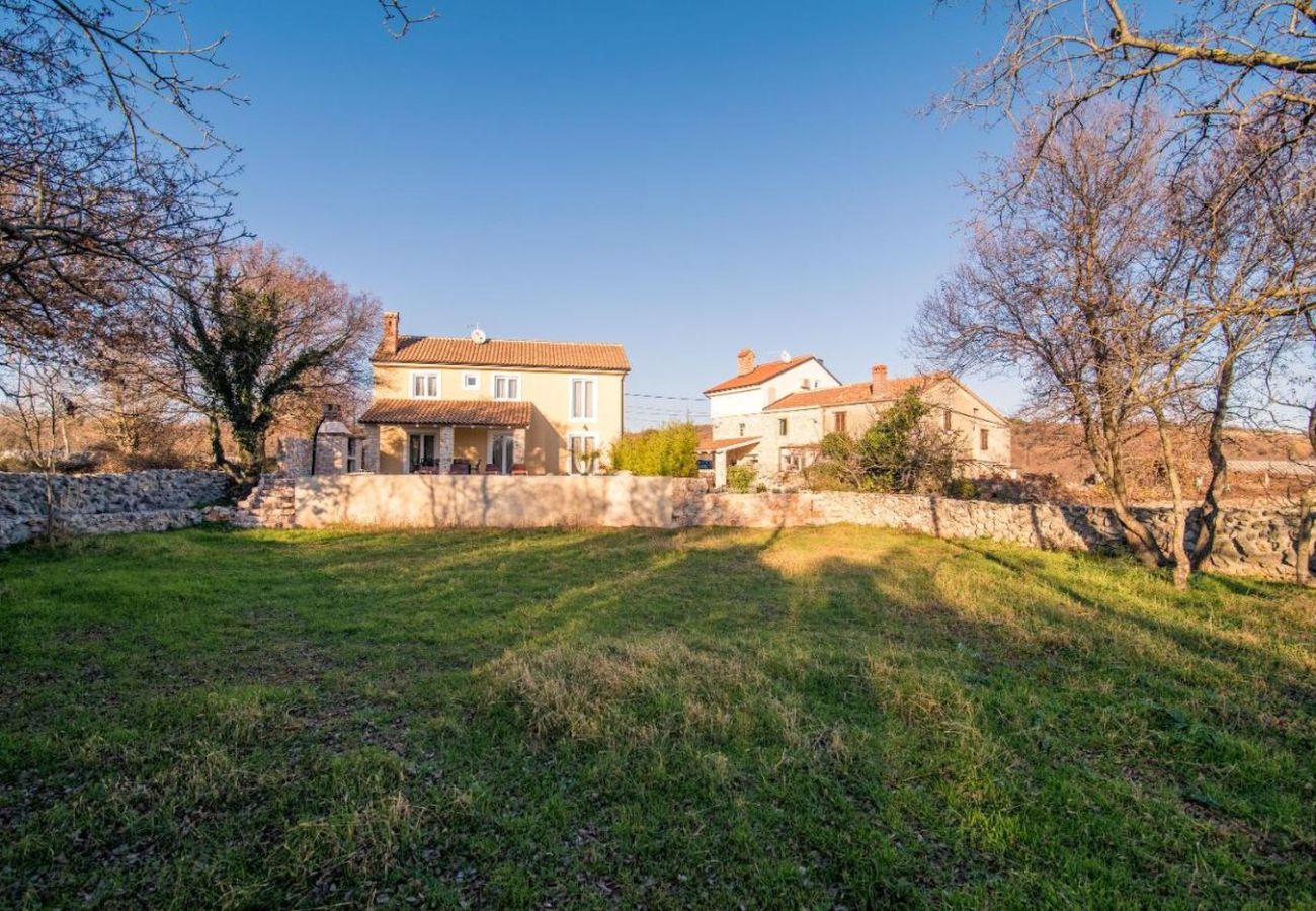 Maison à Garica - Maison de vacances / Île de Krk, avec piscine, terrasse, climatisation, Wi-Fi, lave-linge (5234-1)