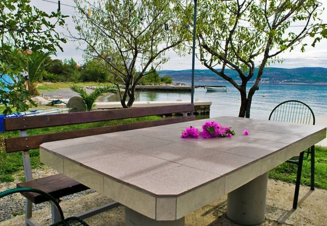 Studio à Seline - Studio à Seline avec vue mer, Wi-Fi, terrasse (4209-4) Studio à Seline - Studio à Seline avec vue mer, Wi-Fi, terrasse (4209-4)