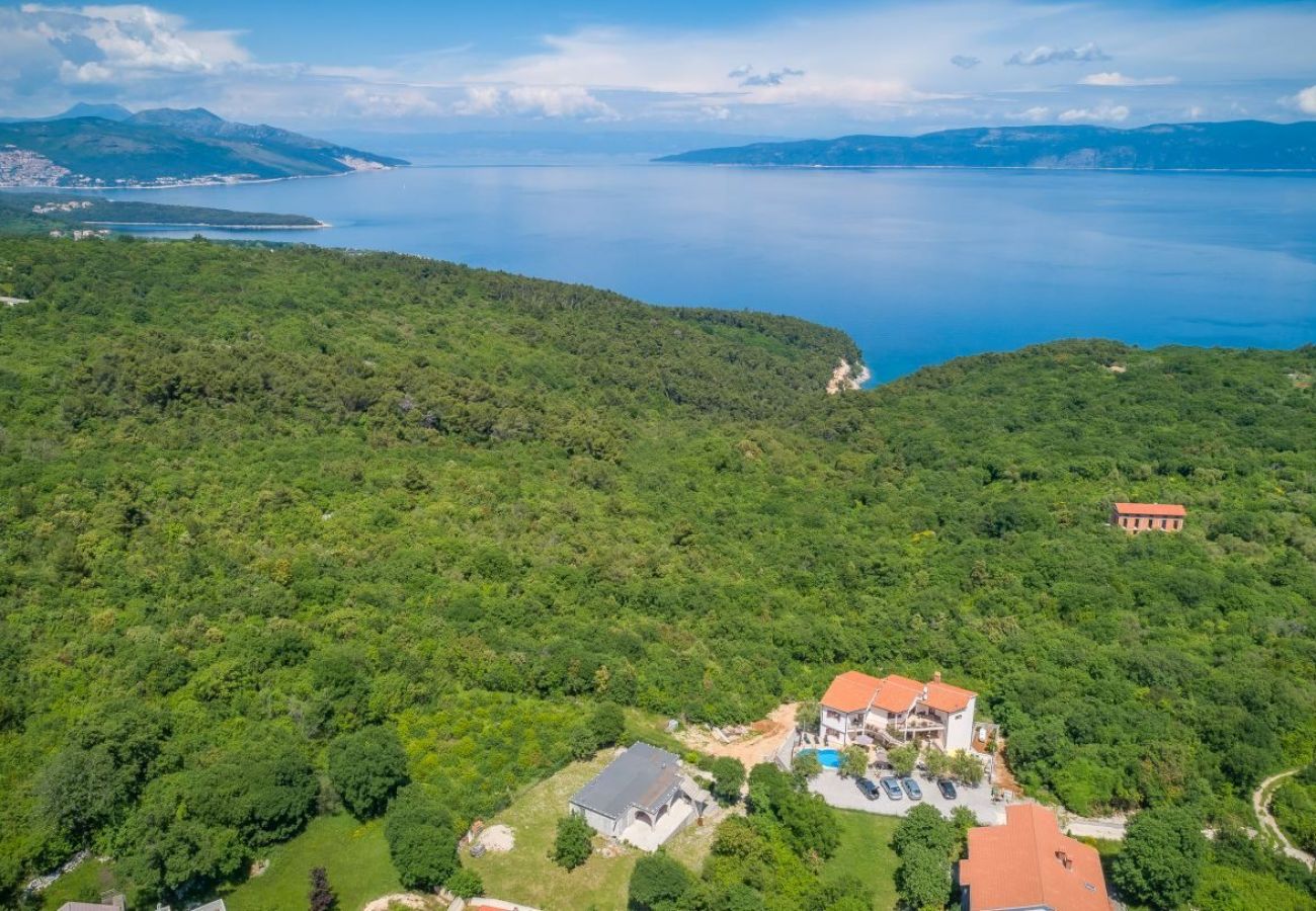 Studio à Drenje - Studio à Drenje avec vue sur la mer, terrasse, climatisation, Wi-Fi (5235-9)
