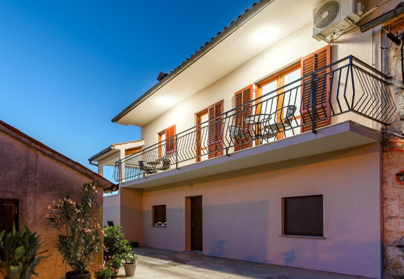 Maison à Rabac - Maison de Vacances 5240