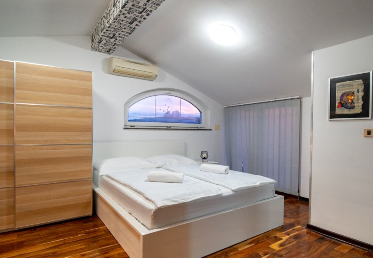 Appartement à Lopar - Appartement de vacances à Lopar avec terrasse, climatisation, Wi-Fi et vue sur la mer (4738-7)