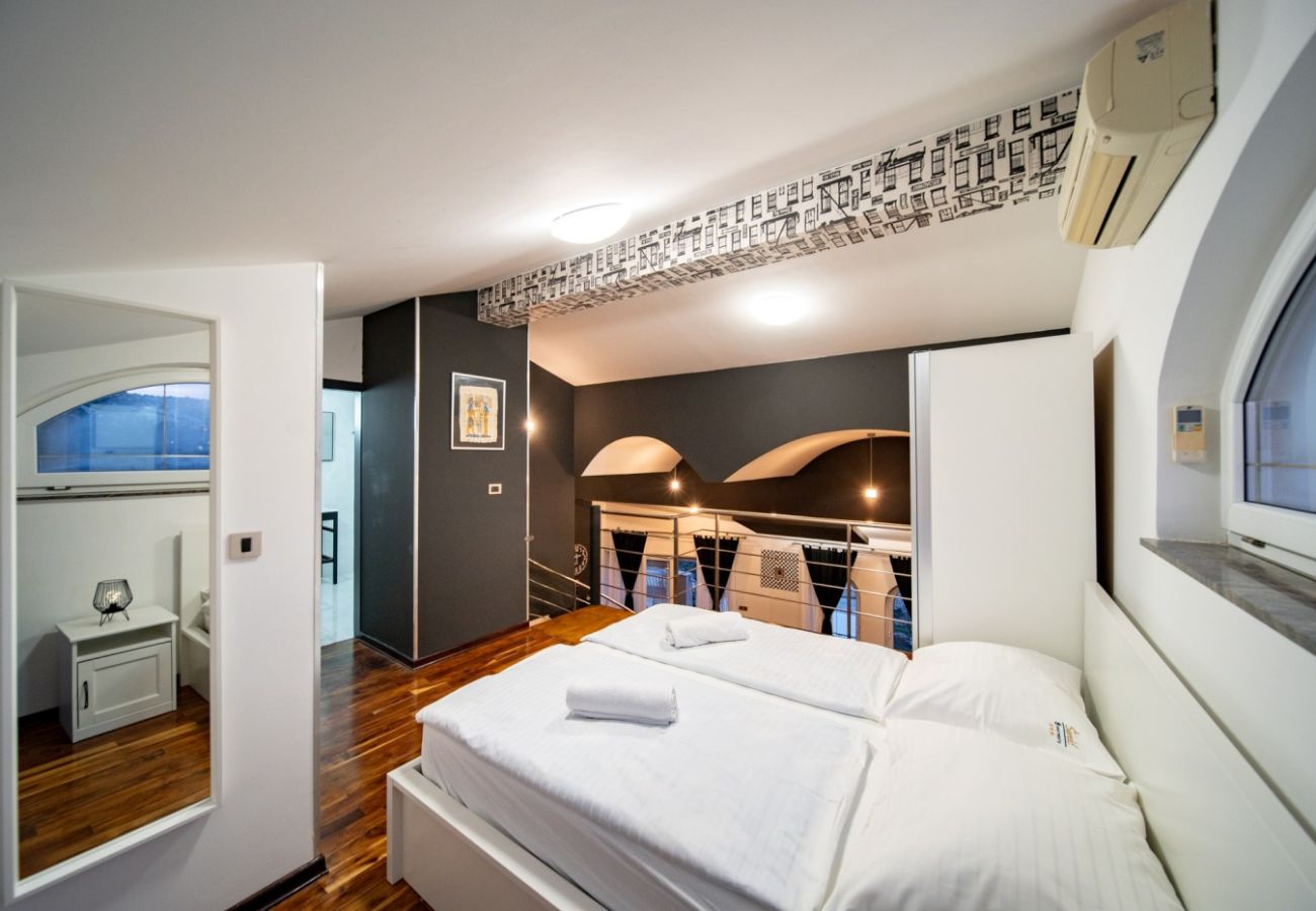 Appartement à Lopar - Appartement de vacances à Lopar avec terrasse, climatisation, Wi-Fi et vue sur la mer (4738-7)