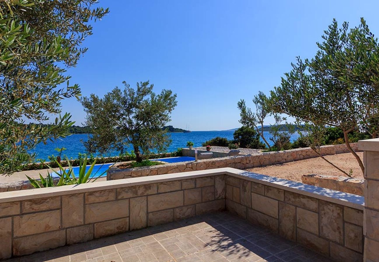 Villa à Okrug Gornji - Ferienhaus 5243 für 8 Pers