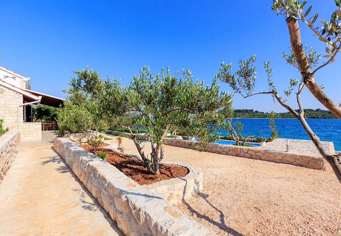 Villa à Okrug Gornji - Ferienhaus 5243 für 8 Pers