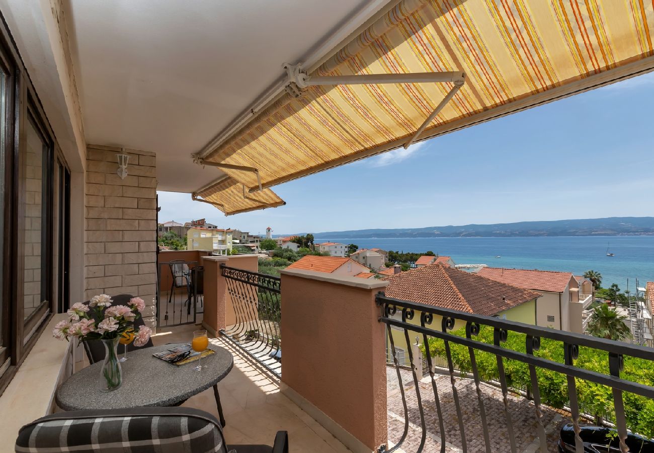 Affitto per camere a Duce - Camera in Duće con vista mare, balcone, Climatizzazione, WIFI (79-2)