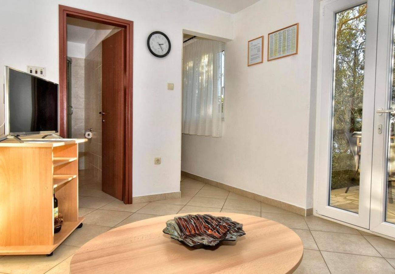 Appartamento a Pisak - Appartamento in Pisak con terrazzo, Climatizzazione, WIFI, Lavatrice (77-1)