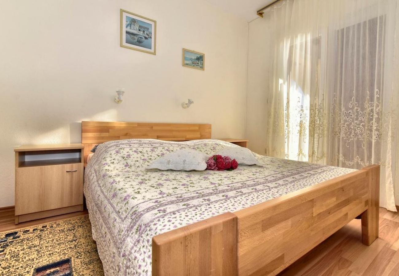 Appartamento a Pisak - Appartamento in Pisak con vista mare, terrazzo, Climatizzazione, WIFI (77-2)