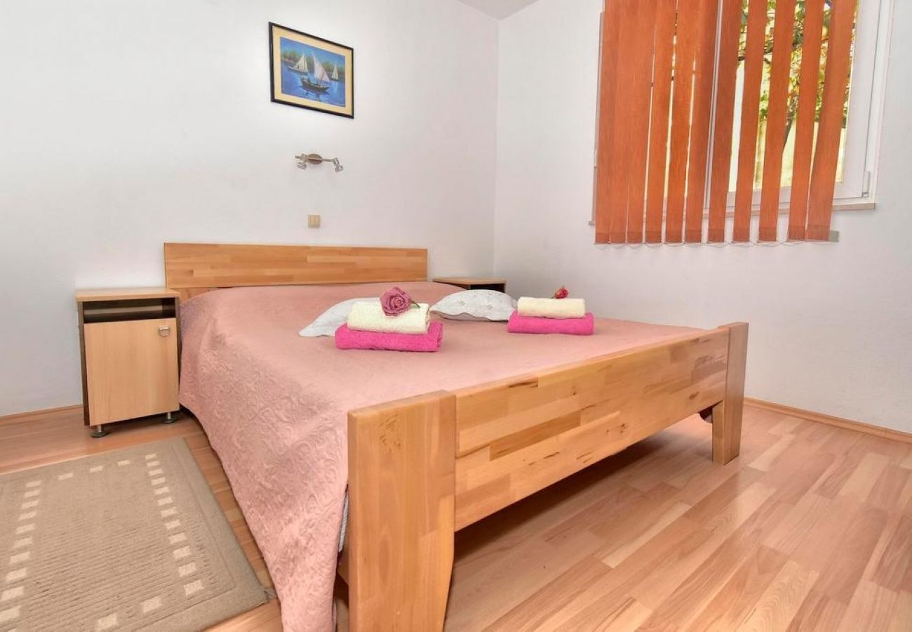 Appartamento a Pisak - Appartamento in Pisak con vista mare, terrazzo, Climatizzazione, WIFI (77-3)