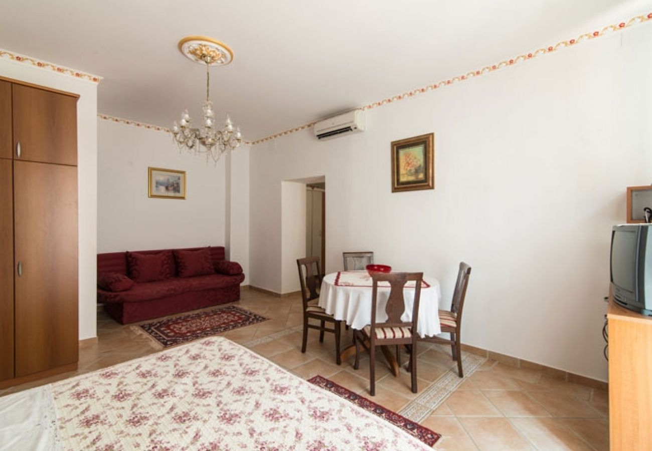 Appartamento a Savudrija - Appartamento in Salvore (Savudrija) con vista mare, terrazzo, Climatizzazione, WIFI (123-7)