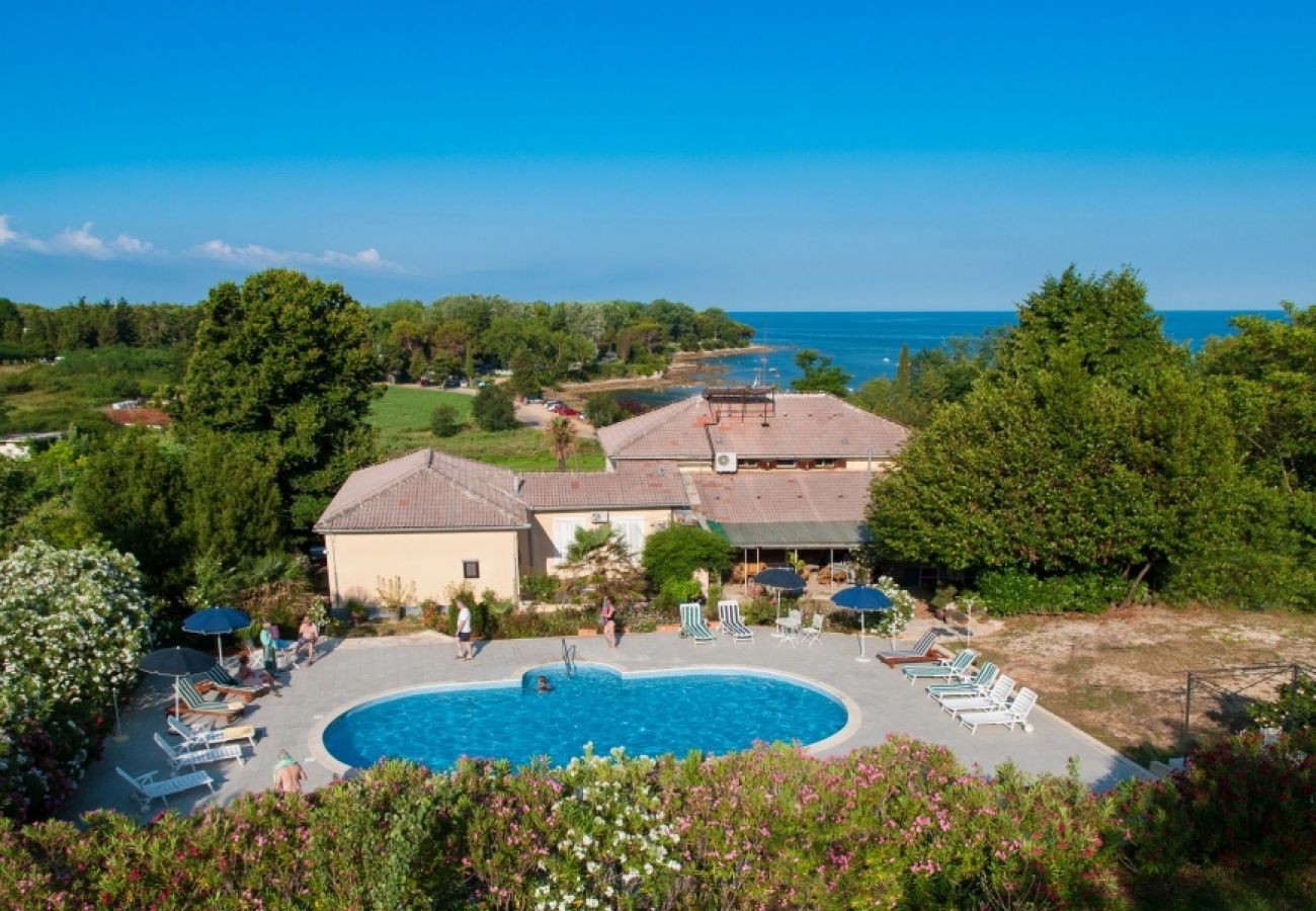 Appartamento a Savudrija - Appartamento in Salvore (Savudrija) con vista mare, terrazzo, Climatizzazione, WIFI (123-7)