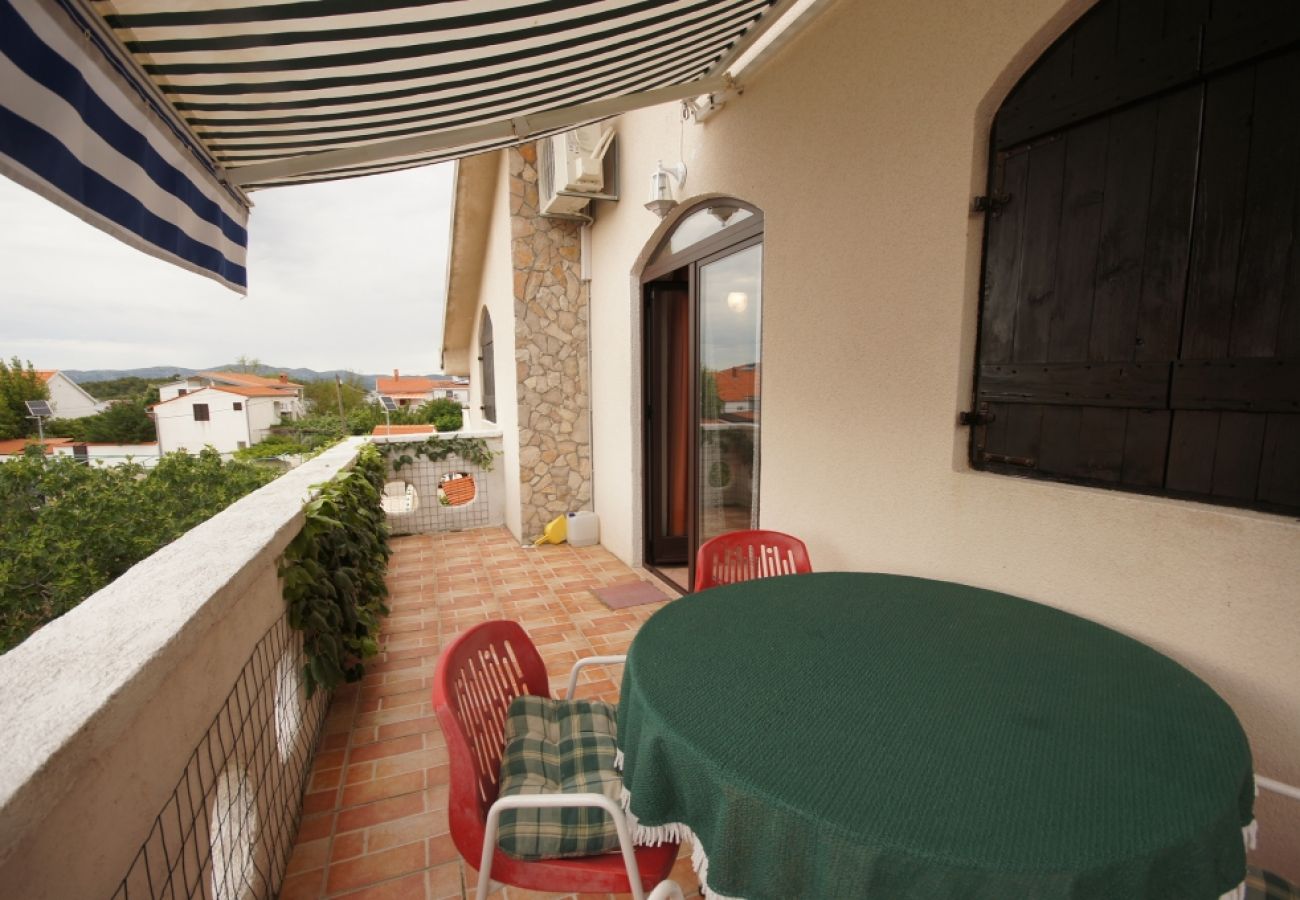 Appartamento a Murter - Appartamento in Morter (Murter) con vista mare, terrazzo, Climatizzazione, WIFI (125-2)