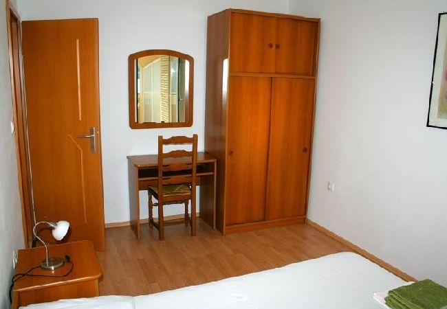 Appartamento a Stara Novalja - Appartamento in Stara Novalja con vista mare, loggia, Climatizzazione, WIFI (133-3) Appartamento a Stara Novalja - Appartamento in Stara Novalja con vista mare, loggia, Climatizzazione, WIFI (133-3)