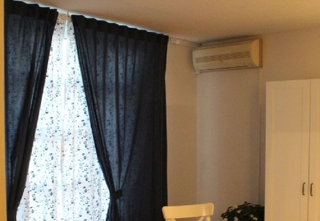 Appartamento a Podgora - Appartamento in Podgora con vista mare, loggia, Climatizzazione, WIFI (134-1) Appartamento a Podgora - Appartamento in Podgora con vista mare, loggia, Climatizzazione, WIFI (134-1)