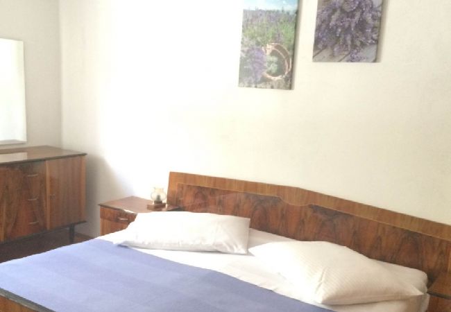 Appartamento a Podgora - Appartamento in Podgora con vista mare, terrazzo, Climatizzazione, WIFI (134-3) Appartamento a Podgora - Appartamento in Podgora con vista mare, terrazzo, Climatizzazione, WIFI (134-3)