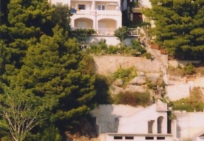 Appartamento a Brela - Appartamento in Brella (Brela) con vista mare, terrazzo, Climatizzazione, WIFI (75-7) Appartamento a Brela - Appartamento in Brella (Brela) con vista mare, terrazzo, Climatizzazione, WIFI (75-7)