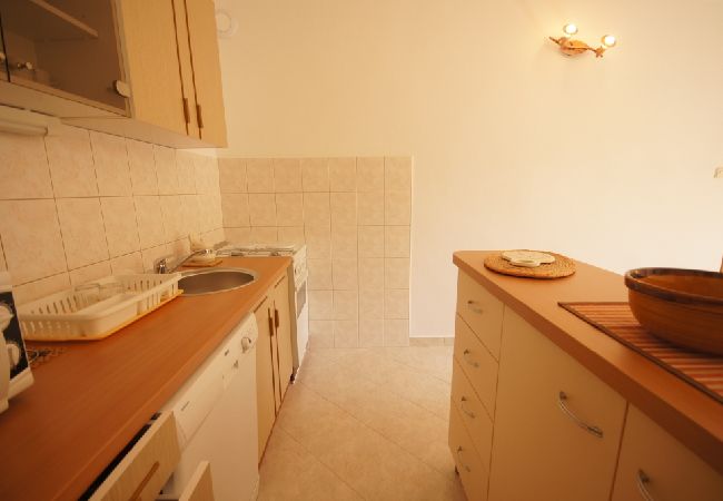 Casa a Vis - Casa di vacanza in Lissa (Vis) con terrazzo, Climatizzazione, Lavastoviglie (139-2) Casa a Vis - Casa di vacanza in Lissa (Vis) con terrazzo, Climatizzazione, Lavastoviglie (139-2)