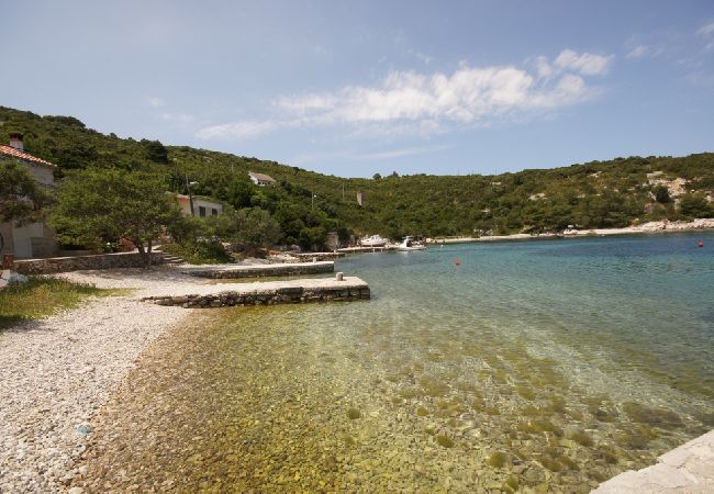 Casa a Vis - Casa di vacanza in Lissa (Vis) con terrazzo, Climatizzazione, Lavastoviglie (139-2) Casa a Vis - Casa di vacanza in Lissa (Vis) con terrazzo, Climatizzazione, Lavastoviglie (139-2)