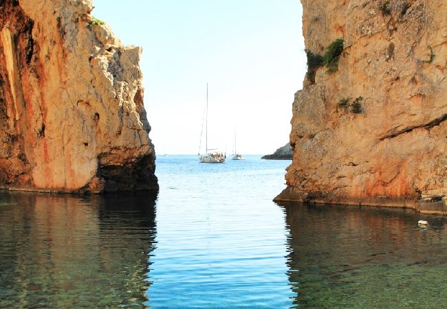 Casa a Vis - Casa di vacanza in Lissa (Vis) con terrazzo, Climatizzazione, Lavastoviglie (139-2) Casa a Vis - Casa di vacanza in Lissa (Vis) con terrazzo, Climatizzazione, Lavastoviglie (139-2)