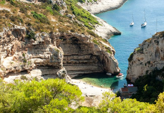 Casa a Vis - Casa di vacanza in Lissa (Vis) con terrazzo, Climatizzazione, Lavastoviglie (139-2) Casa a Vis - Casa di vacanza in Lissa (Vis) con terrazzo, Climatizzazione, Lavastoviglie (139-2)