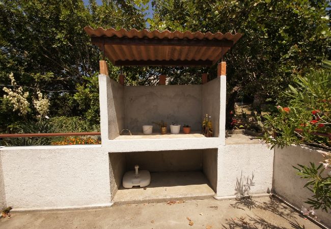 Casa a Vis - Casa di vacanza in Lissa (Vis) con terrazzo, Climatizzazione, Lavastoviglie (139-3) Casa a Vis - Casa di vacanza in Lissa (Vis) con terrazzo, Climatizzazione, Lavastoviglie (139-3)