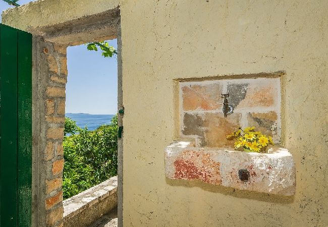 Appartamento a Murvica - Appartamento in Murvica con vista mare, terrazzo, Climatizzazione, WIFI (146-3) Appartamento a Murvica - Appartamento in Murvica con vista mare, terrazzo, Climatizzazione, WIFI (146-3)