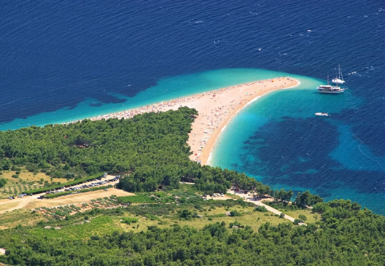 Appartamento a Bol - Appartamento in Vallo della Brazza (Bol) con vista mare, terrazzo, Climatizzazione, WIFI (155-1)