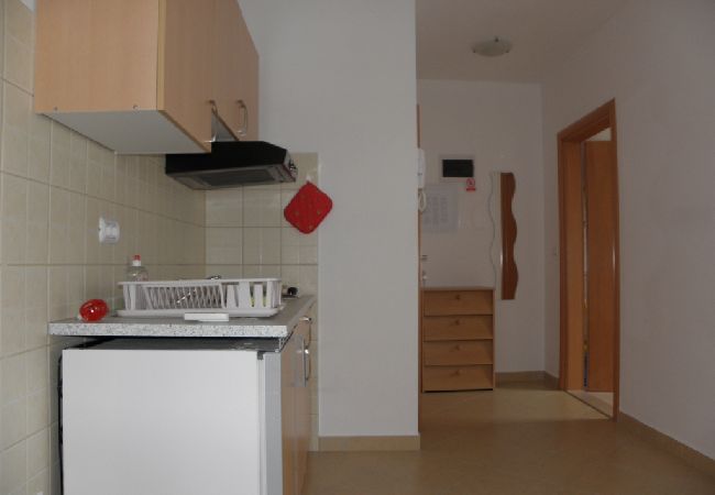 Appartamento a Zambratija - Appartamento in Zambratija con vista mare, balcone, Climatizzazione, WIFI (158-3) Appartamento a Zambratija - Appartamento in Zambratija con vista mare, balcone, Climatizzazione, WIFI (158-3)