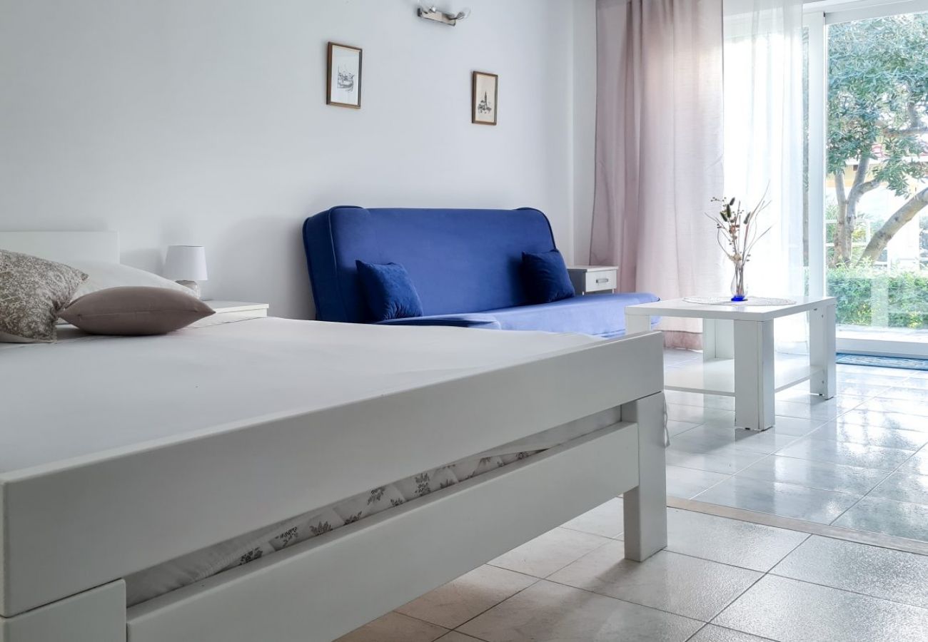 Casa a Viganj - Casa di vacanza in Viganj con vista mare, terrazzo, Climatizzazione, WIFI (160-1)