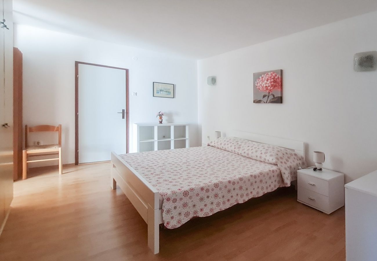 Casa a Viganj - Casa di vacanza in Viganj con vista mare, terrazzo, Climatizzazione, WIFI (160-1)