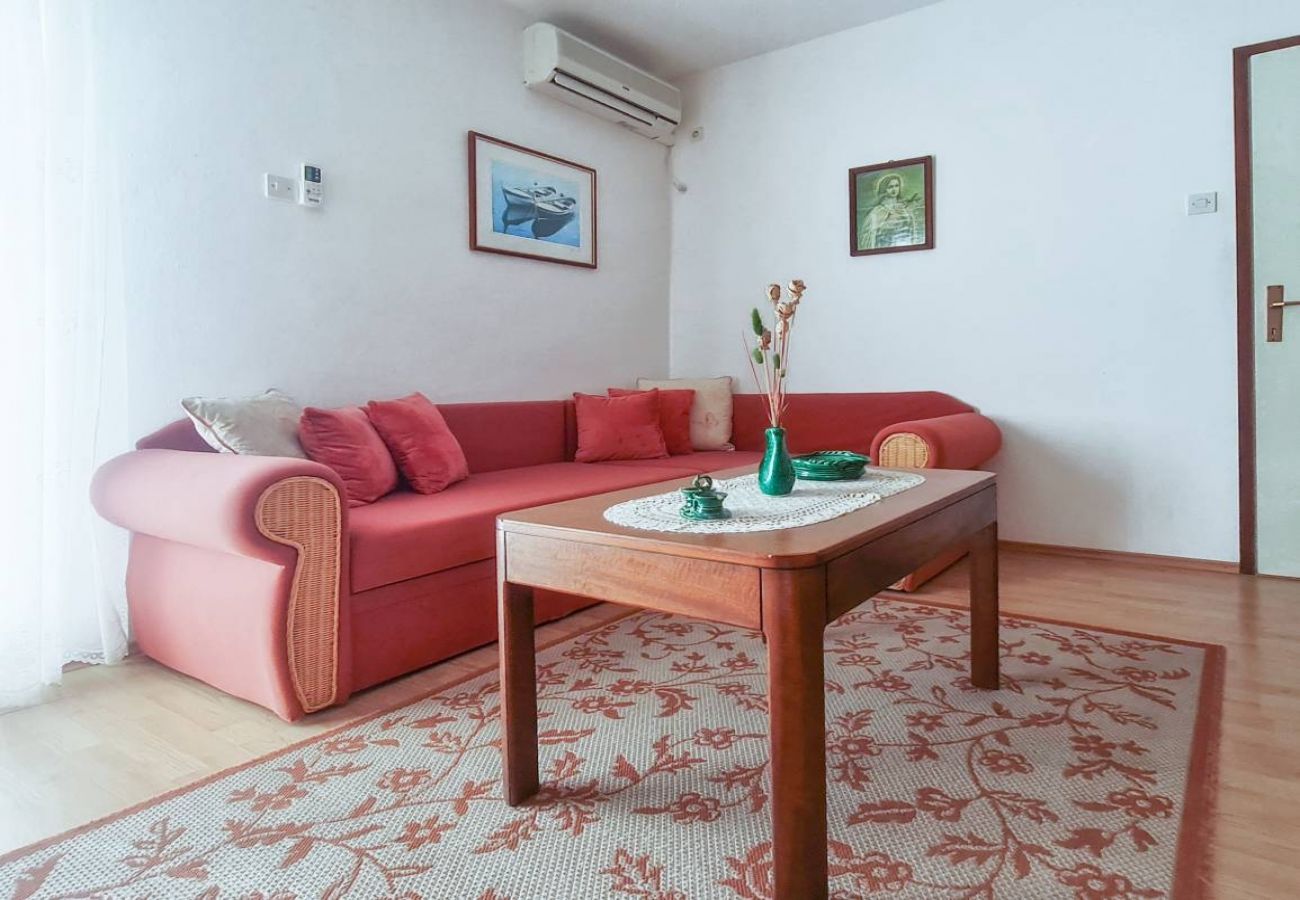 Casa a Viganj - Casa di vacanza in Viganj con vista mare, terrazzo, Climatizzazione, WIFI (160-1)