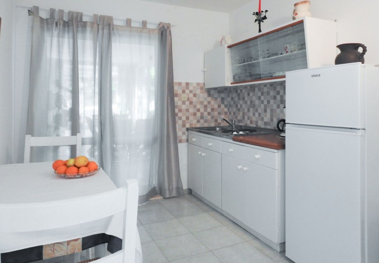 Casa a Viganj - Casa di vacanza in Viganj con vista mare, terrazzo, Climatizzazione, WIFI (160-1)