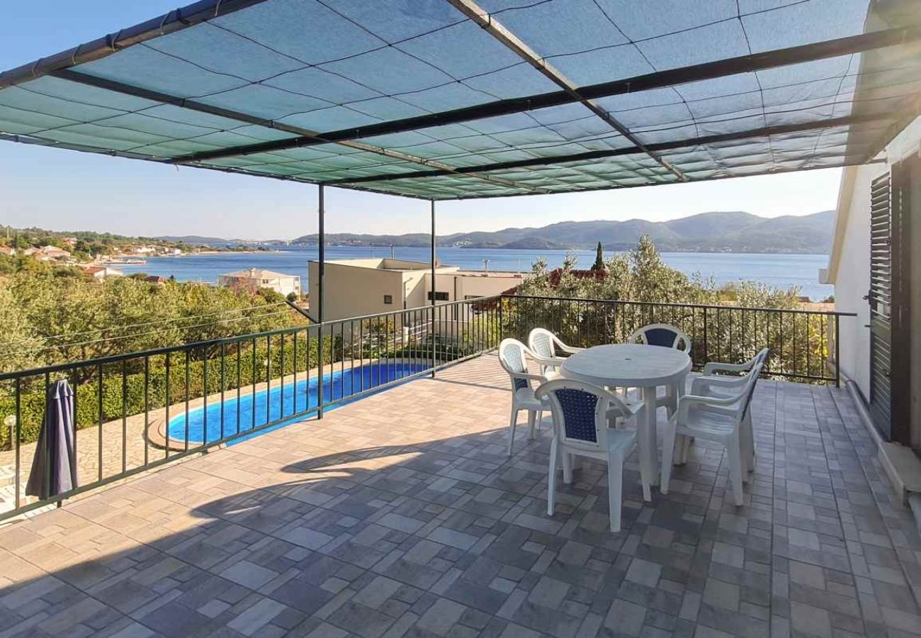 Casa a Viganj - Casa di vacanza in Viganj con vista mare, terrazzo, Climatizzazione, WIFI (160-1)