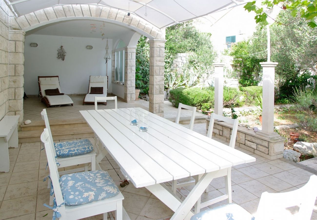 Casa a Vela Luka - Casa di vacanza in Tri Porte (Potirna) con vista mare, terrazzo, Climatizzazione, WIFI (166-1)