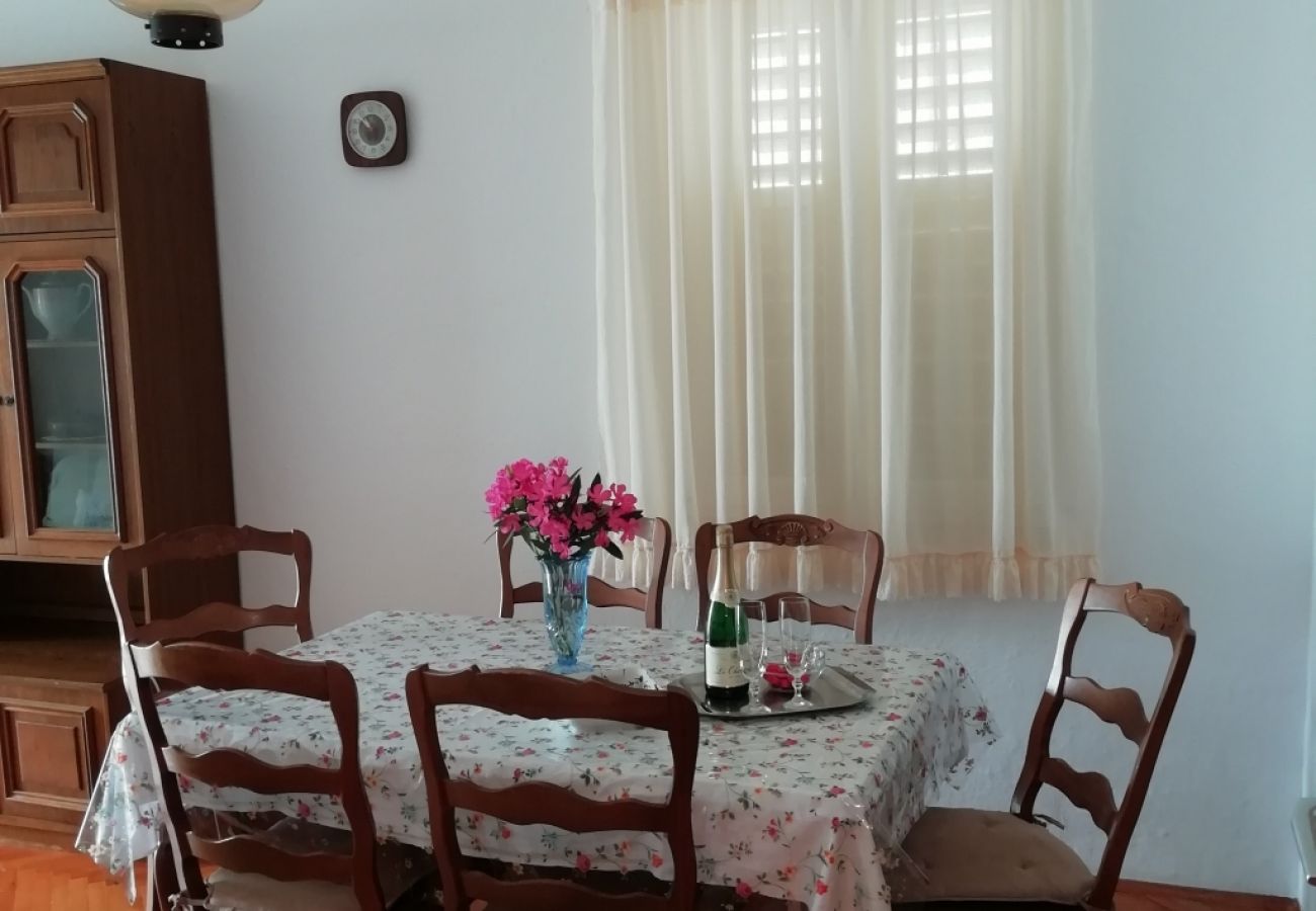 Appartamento a Pisak - Appartamento in Pisak con vista mare, balcone, Climatizzazione, WIFI (195-1)