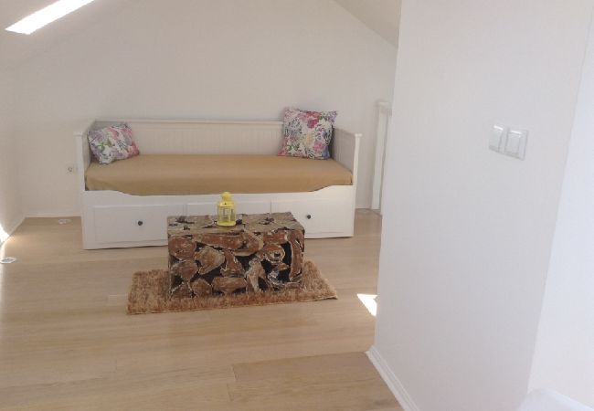 Appartamento a Hvar - Appartamento in Lesina (Hvar) con vista mare, loggia, Climatizzazione, WIFI (199-3) Appartamento a Hvar - Appartamento in Lesina (Hvar) con vista mare, loggia, Climatizzazione, WIFI (199-3)