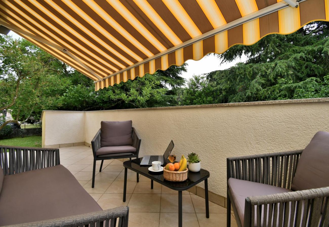 Appartamento a Porec - Appartamento in Parenzo (Porec) con balcone, Climatizzazione, WIFI (228-1)