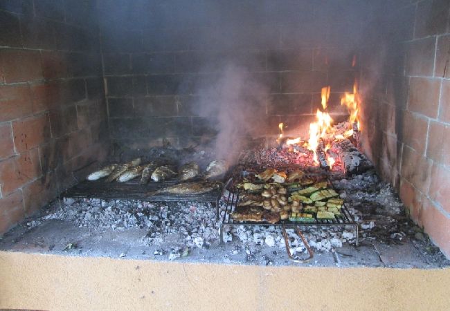 Appartamento a Kaštel Sucurac - Appartamento in Castel San Giorgio (Kastel Sucurac) con vista mare, balcone, Climatizzazione, WIFI (570-1) Appartamento a Kaštel Sucurac - Appartamento in Castel San Giorgio (Kastel Sucurac) con vista mare, balcone, Climatizzazione, WIFI (570-1)