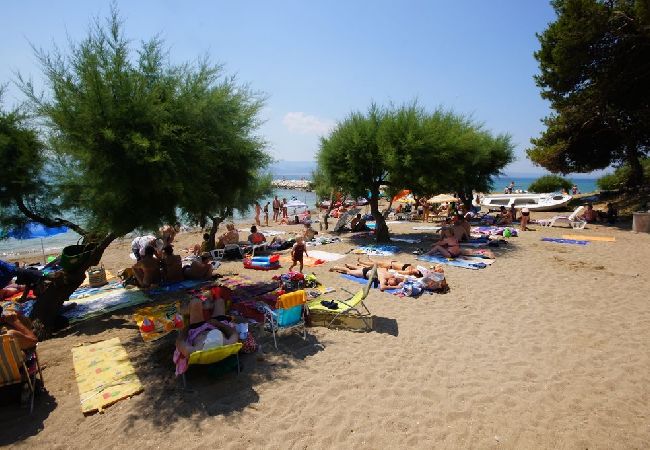 Appartamento a Duce - Appartamento in Duće con vista mare, terrazzo, Climatizzazione, Lavatrice (595-1) Appartamento a Duce - Appartamento in Duće con vista mare, terrazzo, Climatizzazione, Lavatrice (595-1)